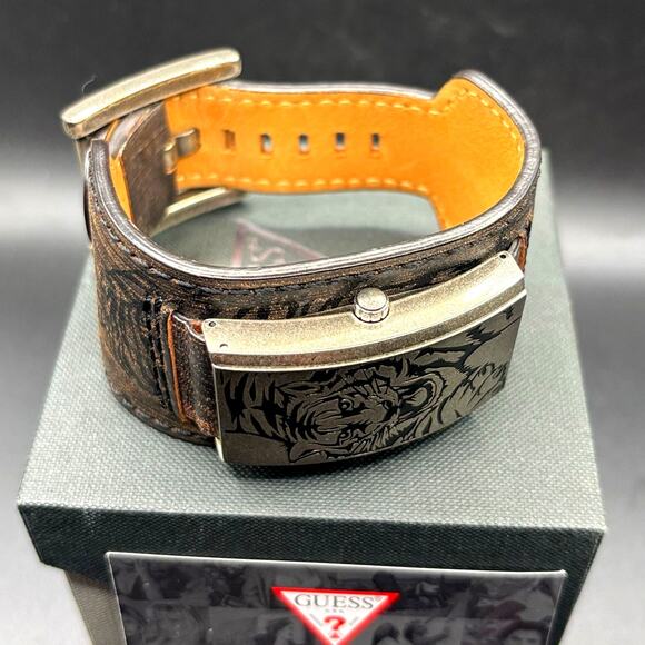 Vintage GUESS G55342L Armored Tiger Leather Cuff Flip Cover Y2K Watch